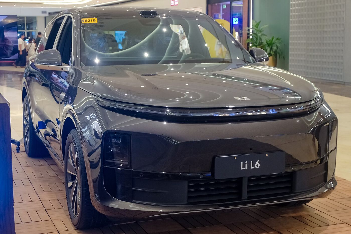 Li Auto L6