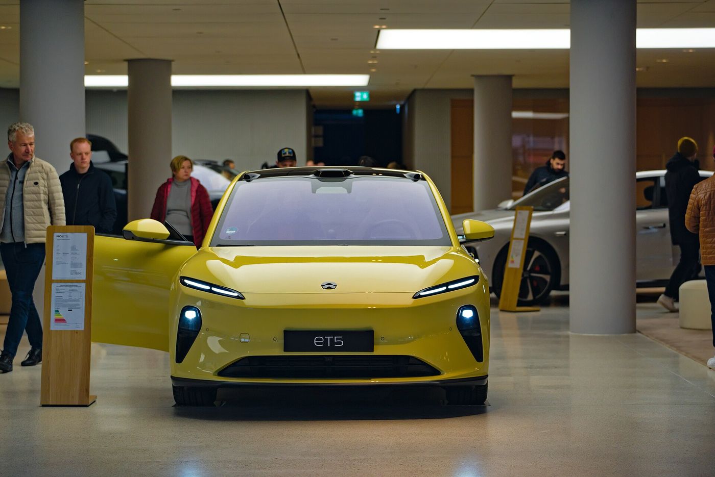 NIO ET5